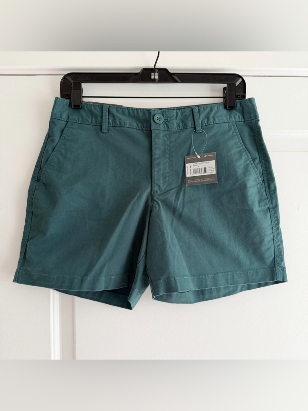 Eddie Bauer Legend Wash Slightly Curvy Teal Green Chino Shorts NWT